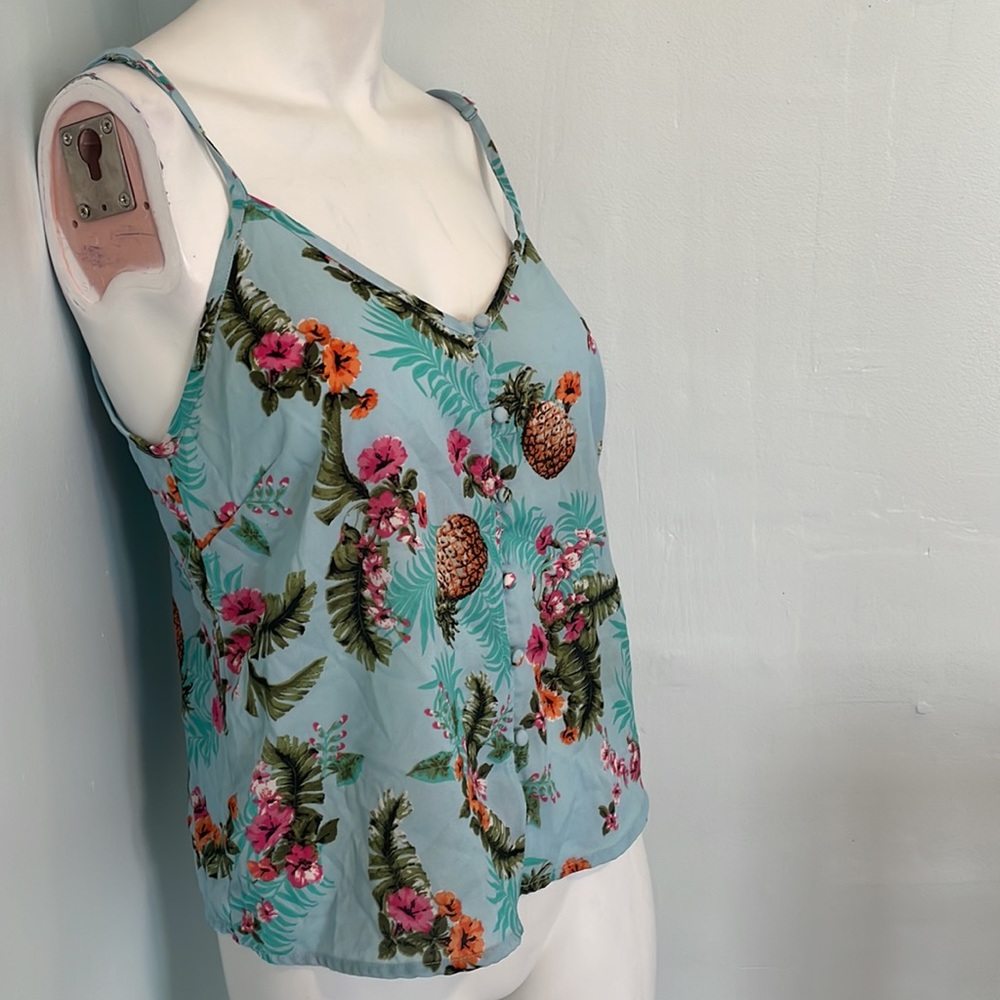 Japna Sleeveless Top Size M